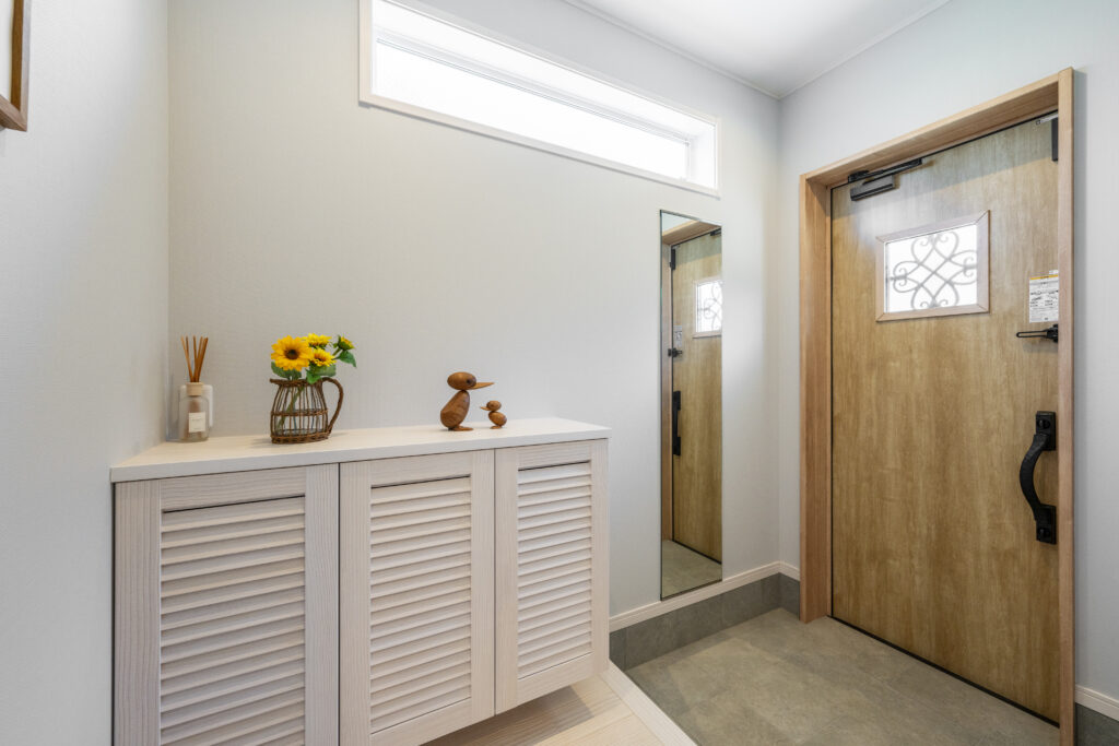 北欧ナチュラルの玄関ホール