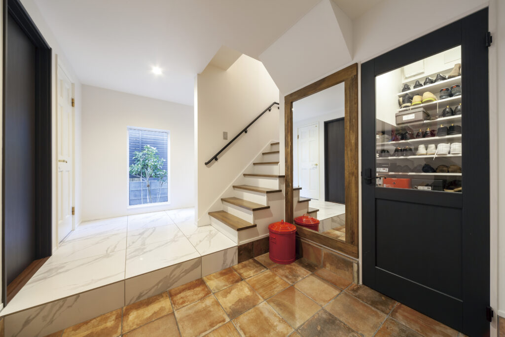 ヴィンテージな玄関ホール