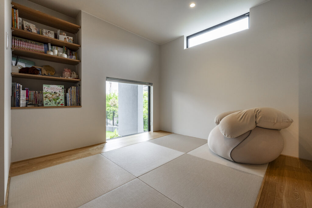 グレージュの畳スペース